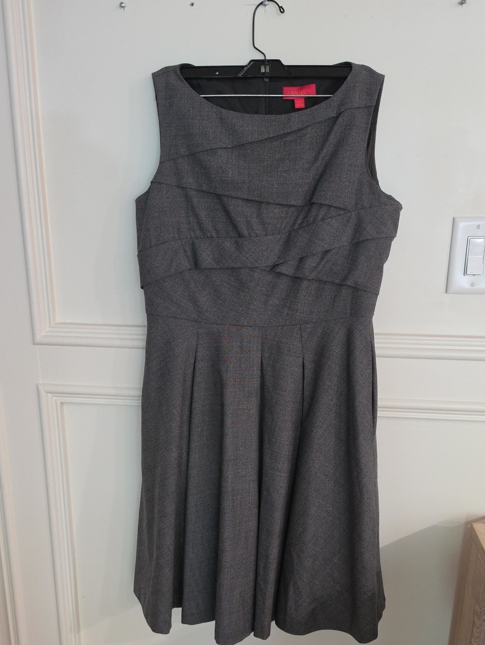 Avia Sleeveless Grey Pleated Fit-and-Flare Midi Dress